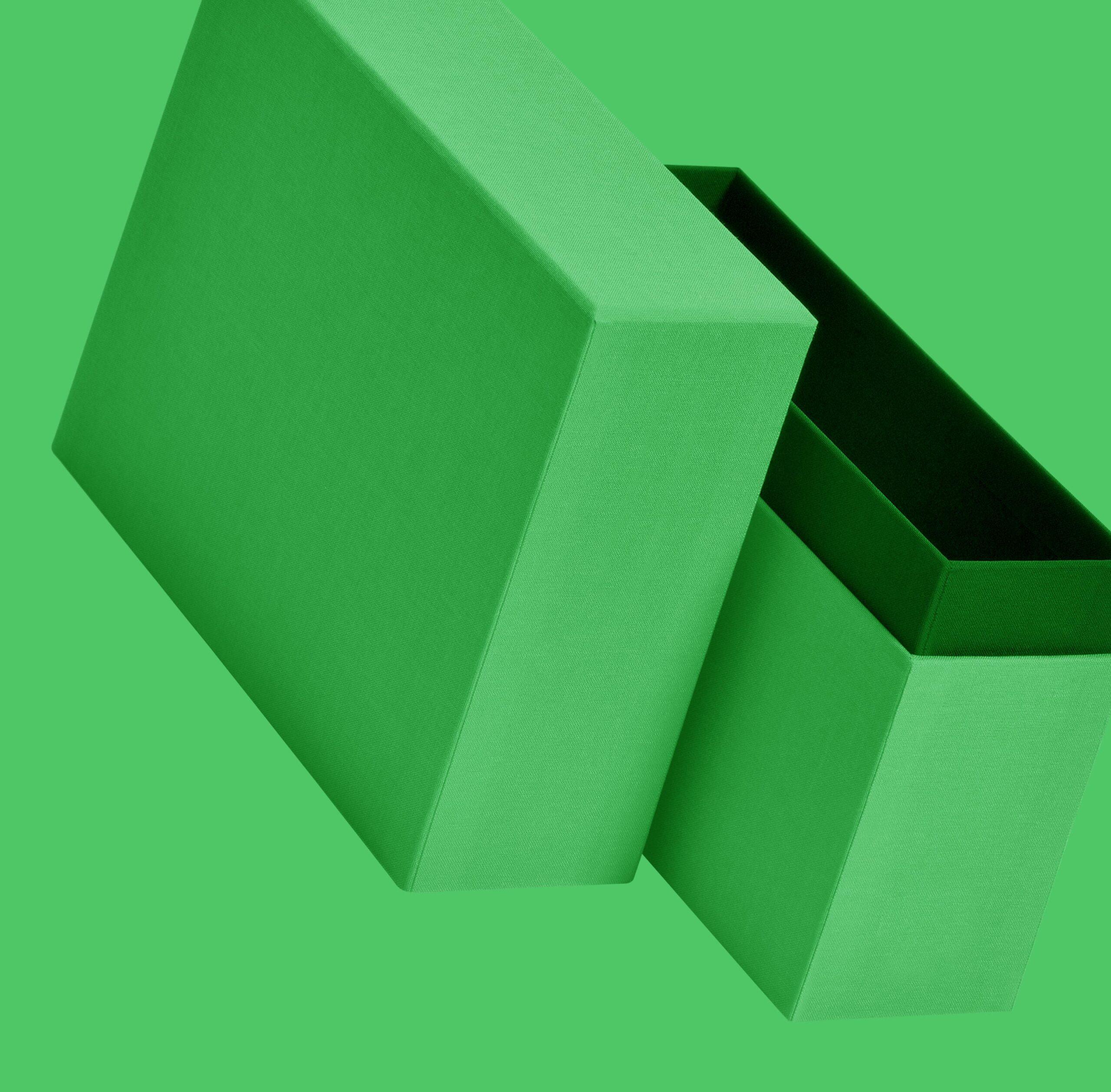 Stylized turned-edge packaging