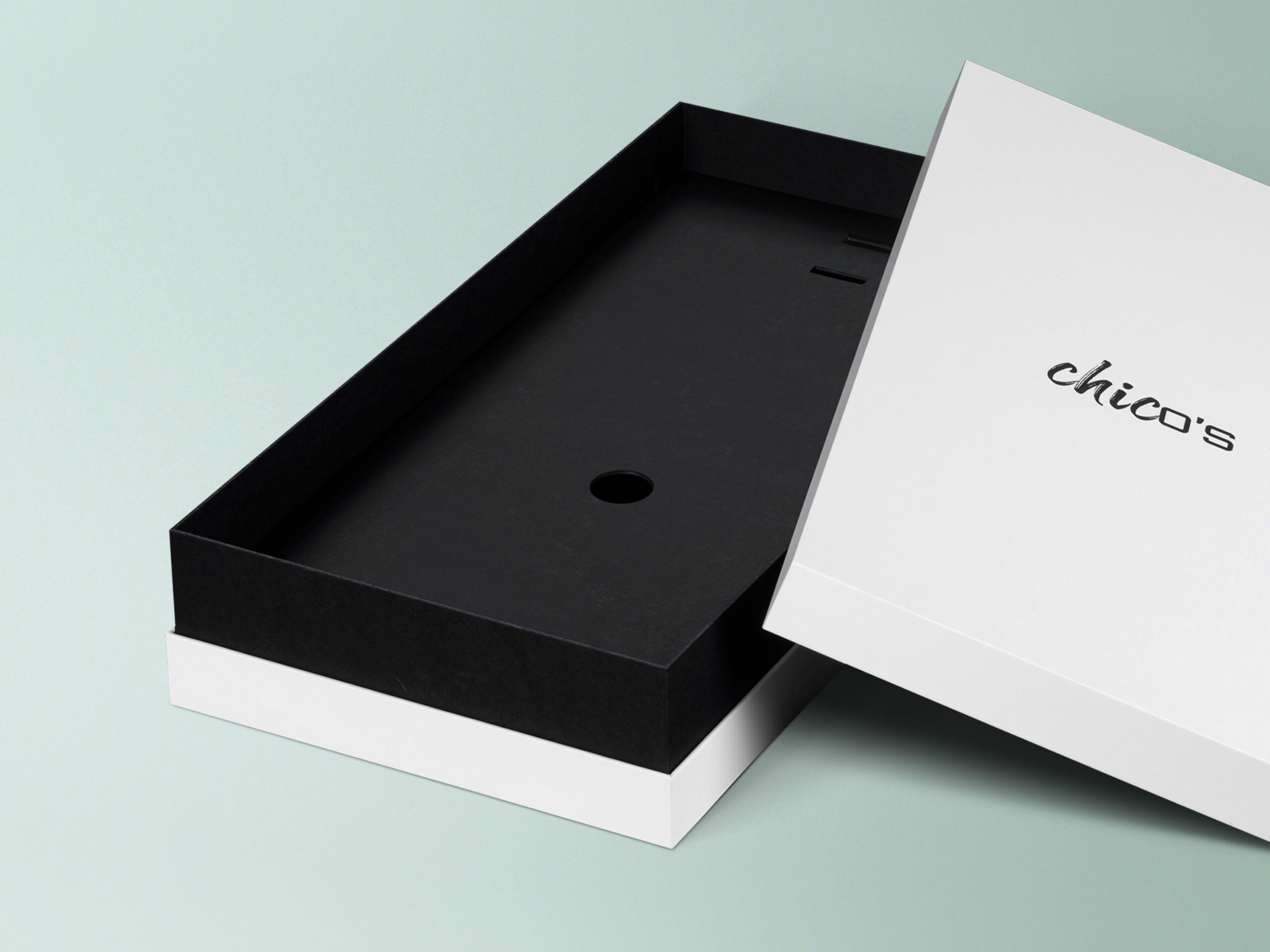 Jewelry box for Chico's, neck & shoulder CI RIGIDBOX® packaging